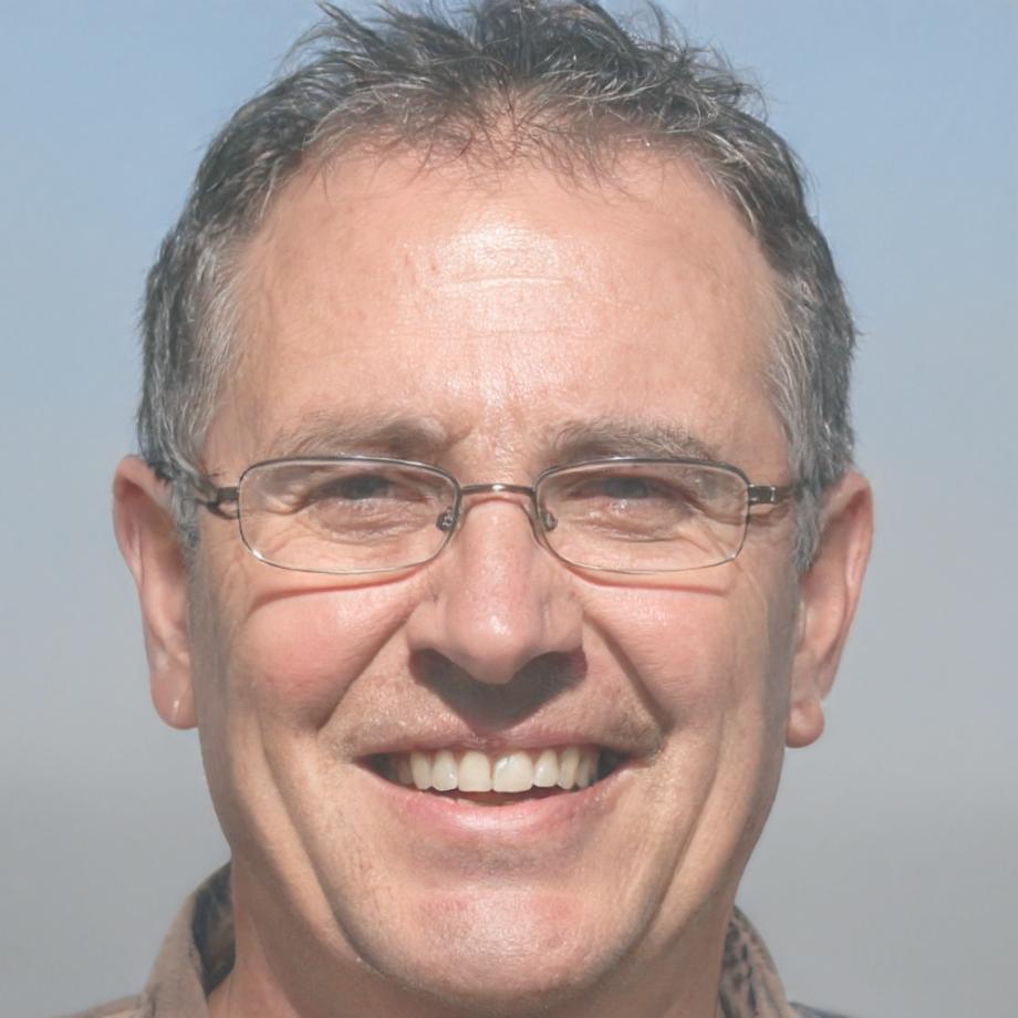 Lars Vermeulen, lead investment educator and former financial analyst