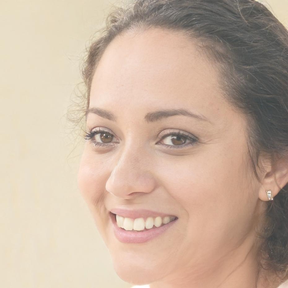 Elise Janssens, portfolio management instructor and sustainable investing advocate